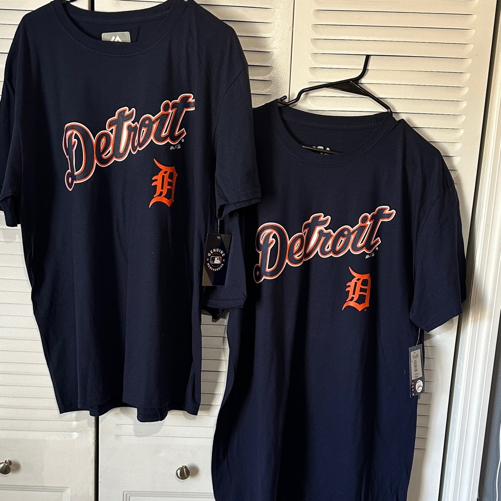 Detroit  Tigers Athletic Tee  Bundle deal !!!